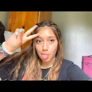 Meet your Posher, Bella